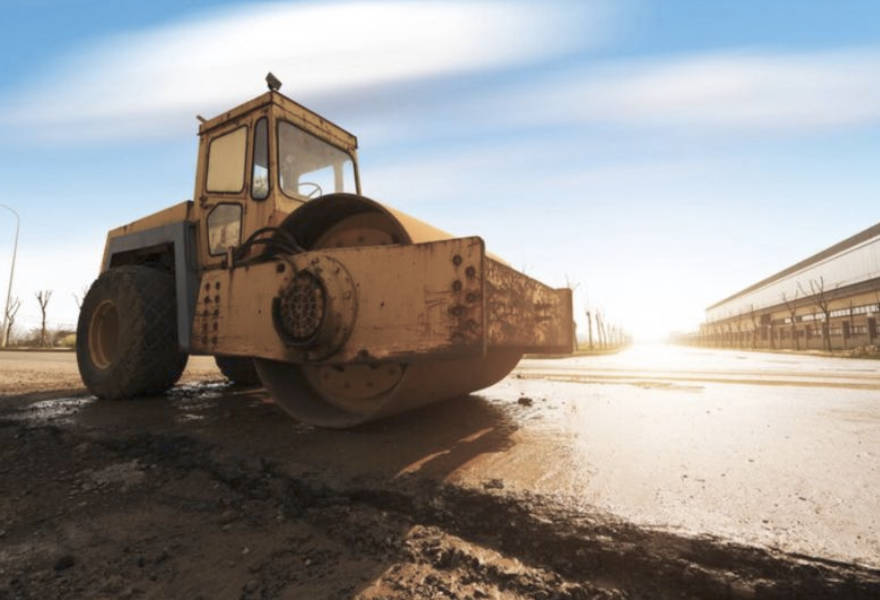 IMPORTANCIA DEL MANEJO CERTIFICADO EN MAQUINARIA PESADA